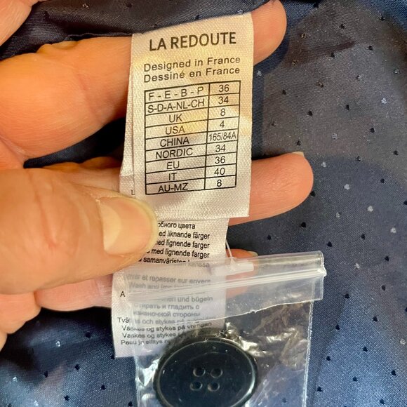 Le Redoute Double Breasted Black Blazer with pleated skirt fringe_Designed in Fr - Picture 7 of 8